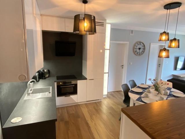 Apartament Szafirowy Gardenia Dziwnow Z Widokiem Na Morze Экстерьер фото